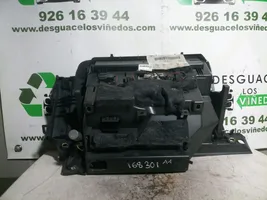 Audi A1 Schowek deski rozdzielczej 8X1857035B