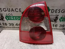 Volkswagen PASSAT Rear/tail lights 284001