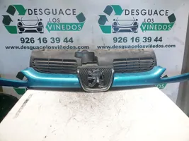 Peugeot 206+ Grille de calandre avant 