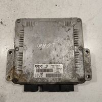 Citroen C8 Unité de commande, module ECU de moteur 0281011334