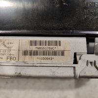 Nissan Pathfinder R51 Licznik / Prędkościomierz VP7NFF10849