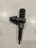 Volkswagen Golf IV Injecteur de carburant 038130073AJ