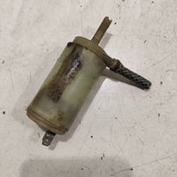 BMW 5 E28 Pumpe Scheibenwaschanlage 43685853