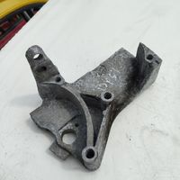 Renault Megane II Engine mounting bracket 8200101196