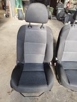 Peugeot 207 Sitze komplett 