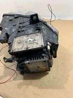 Volkswagen PASSAT B6 Lampa przednia 3C0941751G