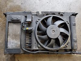 Peugeot 5008 Support de radiateur sur cadre face avant 9680533480