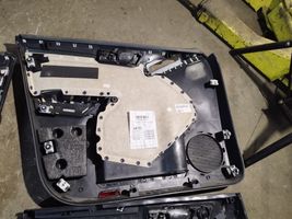 Volkswagen Tiguan Set di rivestimento del pannello della portiera 