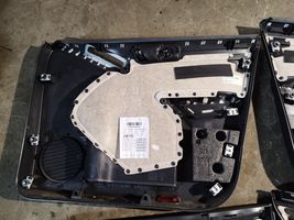 Volkswagen Tiguan Set di rivestimento del pannello della portiera 