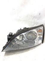 Ford Mondeo Mk III Lampa przednia 1S7113006CK