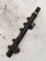 Peugeot 5008 Kraftstoffverteiler Einspritzleiste Verteilerrohr 9684753080