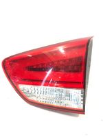 KIA Carens III Luci posteriori del portellone del bagagliaio 92404A4