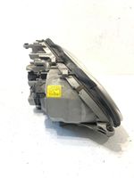 Mercedes-Benz C W203 Lampa przednia A2038203761