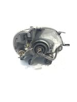 Toyota Yaris Lampa przednia 811500D081