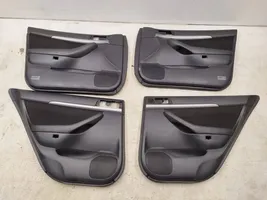 Toyota Avensis T250 Set di rivestimento del pannello della portiera 