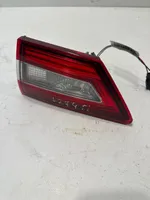 Renault Clio IV Lampy tylnej klapy bagażnika 265505796R