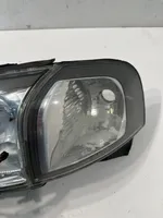 Volvo S80 Lampa przednia 8693557