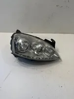 Opel Corsa C Lampa przednia 13237262