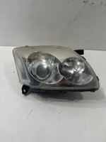 Toyota Avensis T250 Lampa przednia 