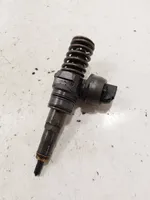 Skoda Octavia Mk2 (1Z) Injecteur de carburant 038130073ag