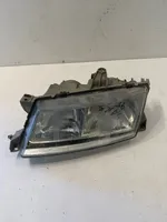 Saab 9-5 Lampa przednia 