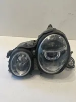 Mercedes-Benz E W210 Lampa przednia 