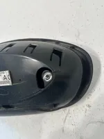 Nissan Qashqai Elektryczne lusterko boczne drzwi przednich 026202