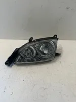 Toyota Avensis T220 Lampa przednia 8115005100