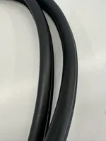 BMW 5 E60 E61 Galinė sandarinimo guma (ant kėbulo) 