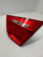 Volkswagen PASSAT B7 Takaluukun takavalot 7289428