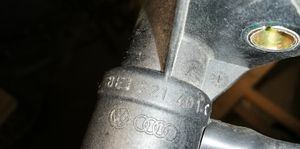 Audi A4 S4 B5 8D Pompa della frizione 