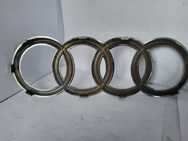 Audi A4 S4 B5 8D Mostrina con logo/emblema della casa automobilistica 