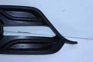 Renault Megane III Grille antibrouillard avant 261A24631R