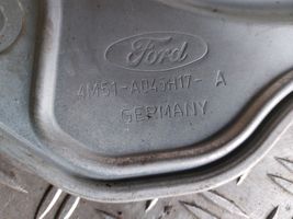 Ford Focus Meccanismo di sollevamento del finestrino anteriore senza motorino 4M51A045H17A