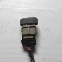 Renault Clio II Central locking switch button 038167A