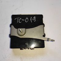 Toyota Camry Module de contrôle sans clé Go 8999006030