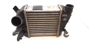 Audi A4 S4 B7 8E 8H Chłodnica powietrza doładowującego / Intercooler 