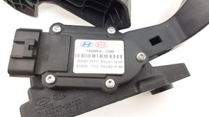 Hyundai ix35 Pedale dell’acceleratore FKQ0894A2S000