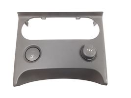 Nissan Qashqai Console centrale, commande chauffage/clim A00270A77000