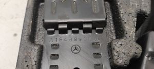 Mercedes-Benz ML W164 Boîte à outils 