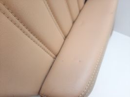 Maserati Quattroporte Takaoven verhoilu 68215300