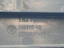 BMW 7 F01 F02 F03 F04 Radiatoru paneļa sānu daļa (televizors) 7184159