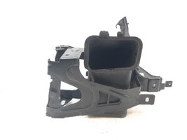 BMW 7 F01 F02 F03 F04 Pannello laterale di supporto del radiatore 7184159