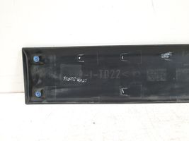 Renault Master III Liukuoven lista (muoto) 82800262R