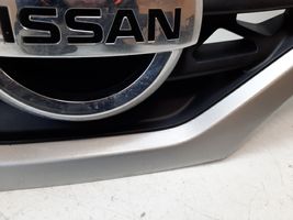 Nissan NV200 Etupuskurin ylempi jäähdytinsäleikkö 62310JX00A