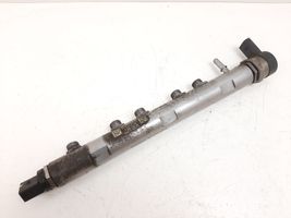 BMW 3 E90 E91 Kraftstoffverteiler Einspritzleiste Verteilerrohr 780912804