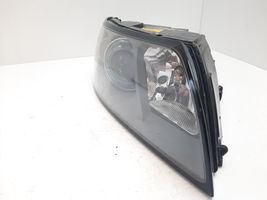 Volvo V50 Lampa przednia 30744682