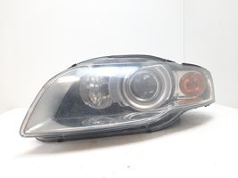 Audi A4 S4 B7 8E 8H Lampa przednia 1305236054