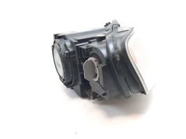 Audi A4 S4 B7 8E 8H Lampa przednia 8E0941004