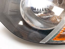Mitsubishi L200 Lampa przednia 